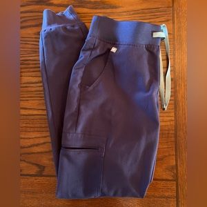 FIGS Joggers. Only worn once.